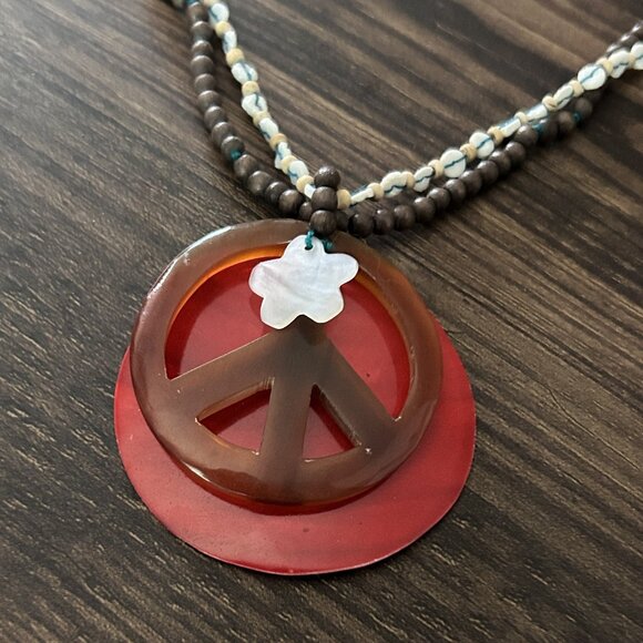 NWT 2000s Peace Symbol Beaded Necklace Pendant Necklace ASO Alex Russo - Picture 8 of 11